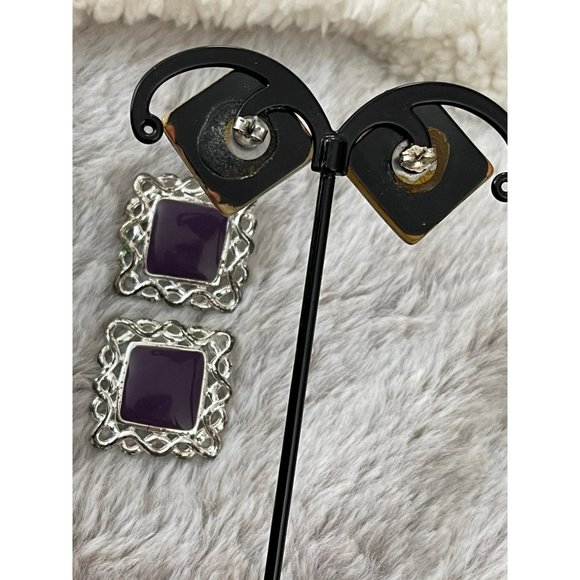 Vintage Square Pierced Earrings - 2 Pairs - Picture 7 of 11